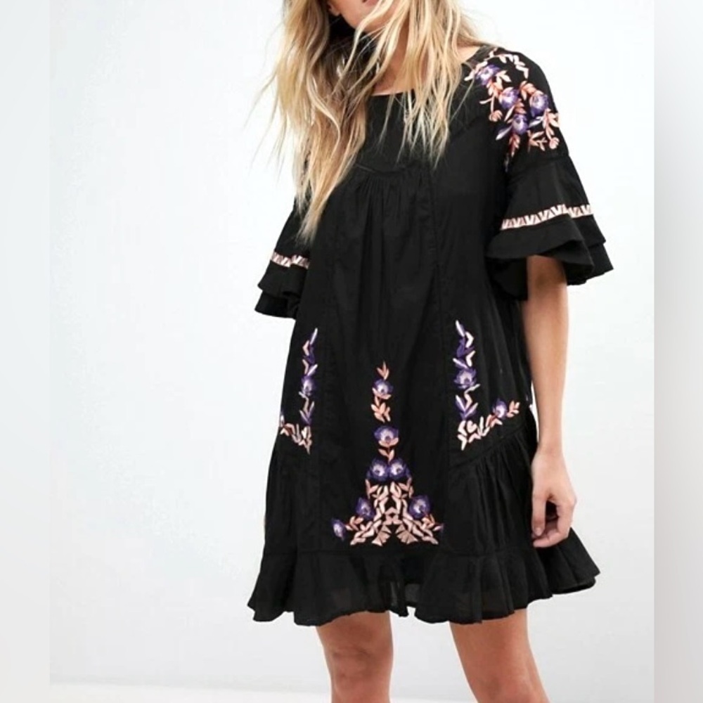 Free People Pavlo Embroidered Black Mini Dress Size S Vintage Inspired‎ Flirty